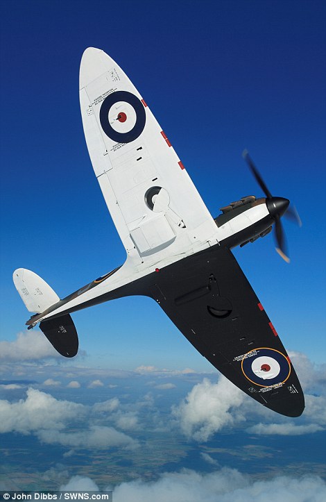 MK1 Supermarine Spitfire P9374 in flight over Cambridgeshire in 2015. © John Dibbs, SWNS.com.